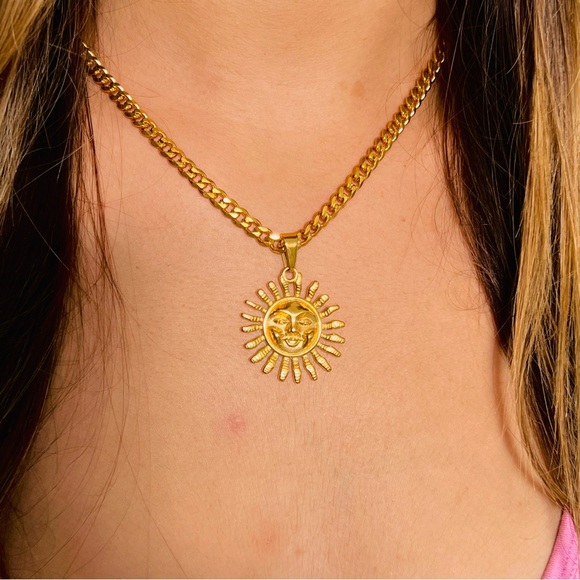 Soleá Handmade Necklace - Picture 5 of 11